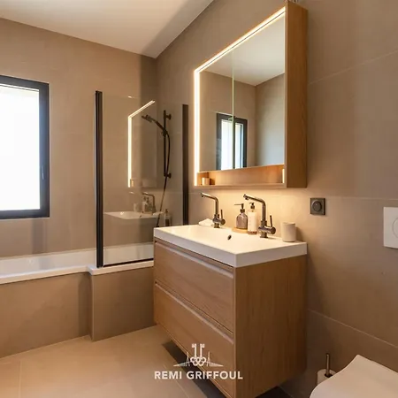 L'elegance 115 M 4 2 Guests Design & Nature Honfleur