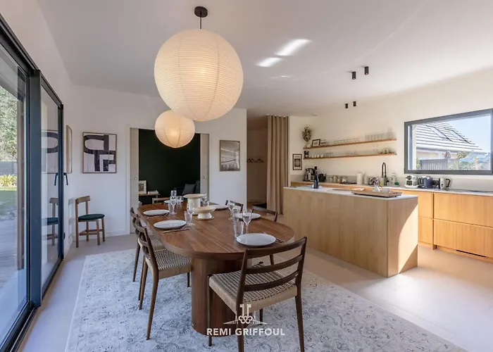 L'elegance 115 M 4 2 Guests Design & Nature